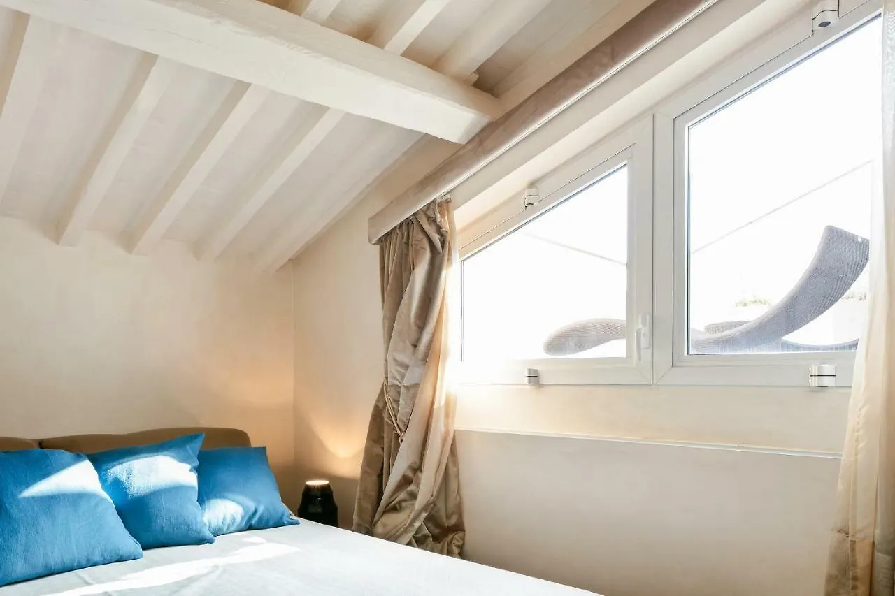 Exclusive Penthouse Il Magnifico - Free Parking Apartment Florence
