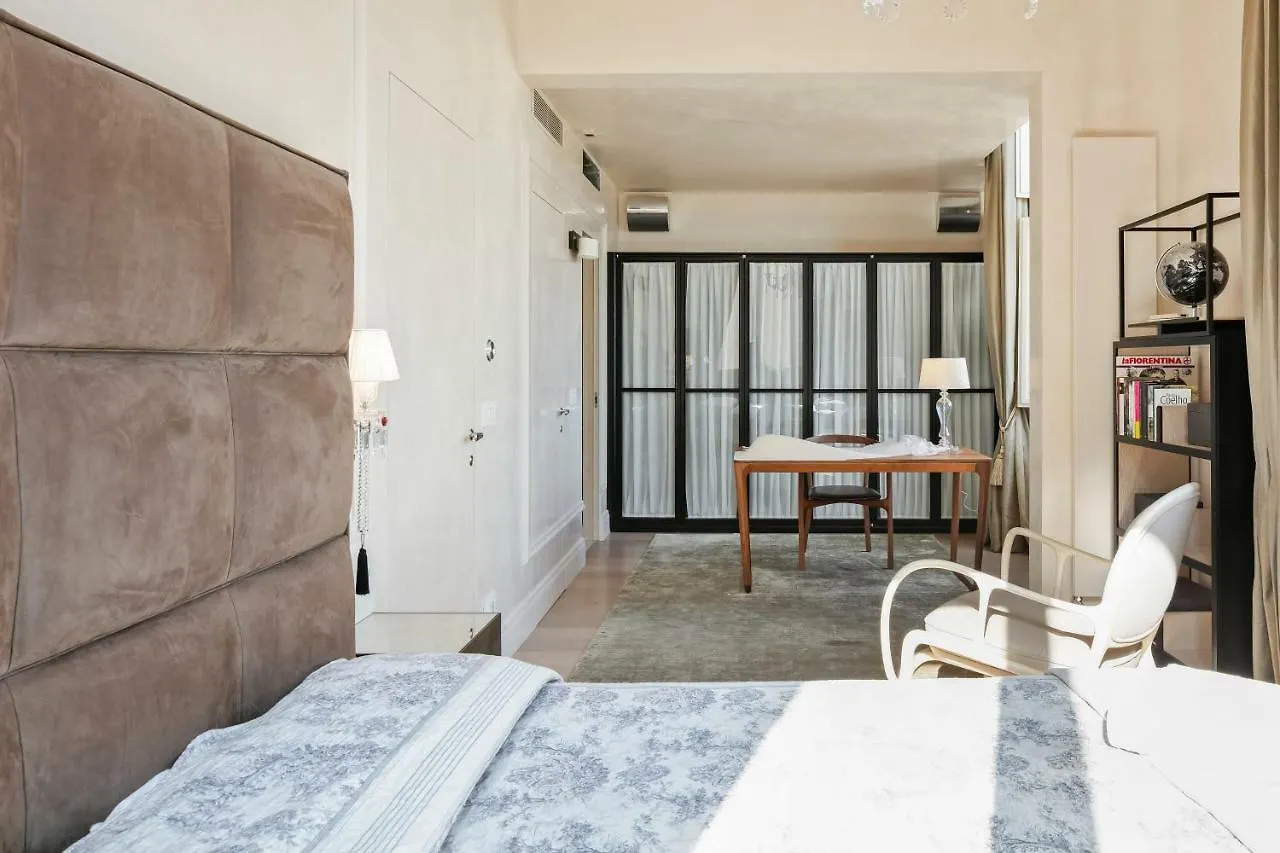 Exclusive Penthouse Il Magnifico - Free Parking Apartment Florence